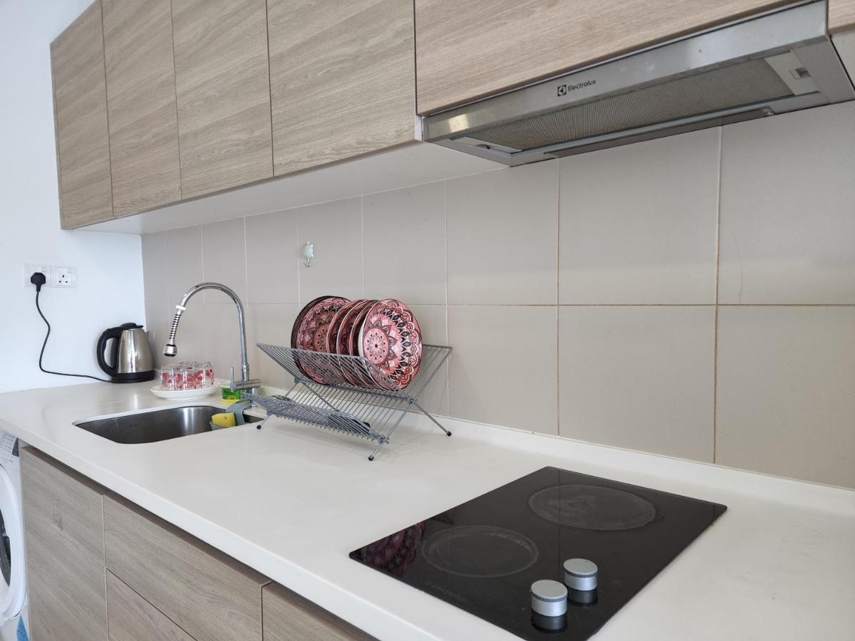 Lavender Suite # Shah Alam I-City Block B Homestay # 2R1B #Free Wifi & Parking Ngoại thất bức ảnh