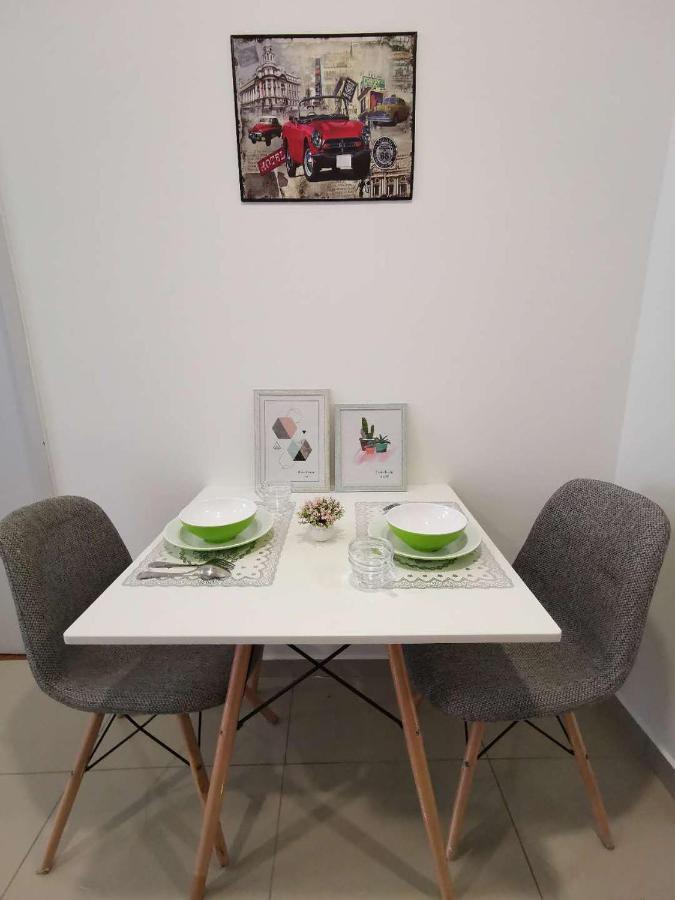 Lavender Suite # Shah Alam I-City Block B Homestay # 2R1B #Free Wifi & Parking Ngoại thất bức ảnh